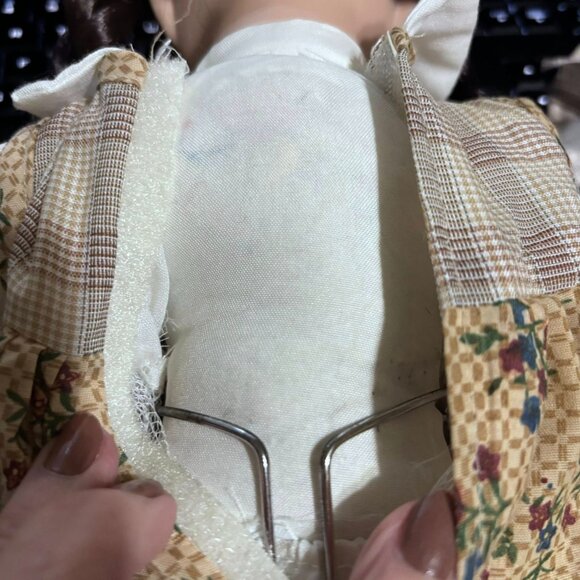 Vintage 15.5” Porcelain Girl Doll – Victorian Country Style, Braided Hair, Check - Picture 11 of 11